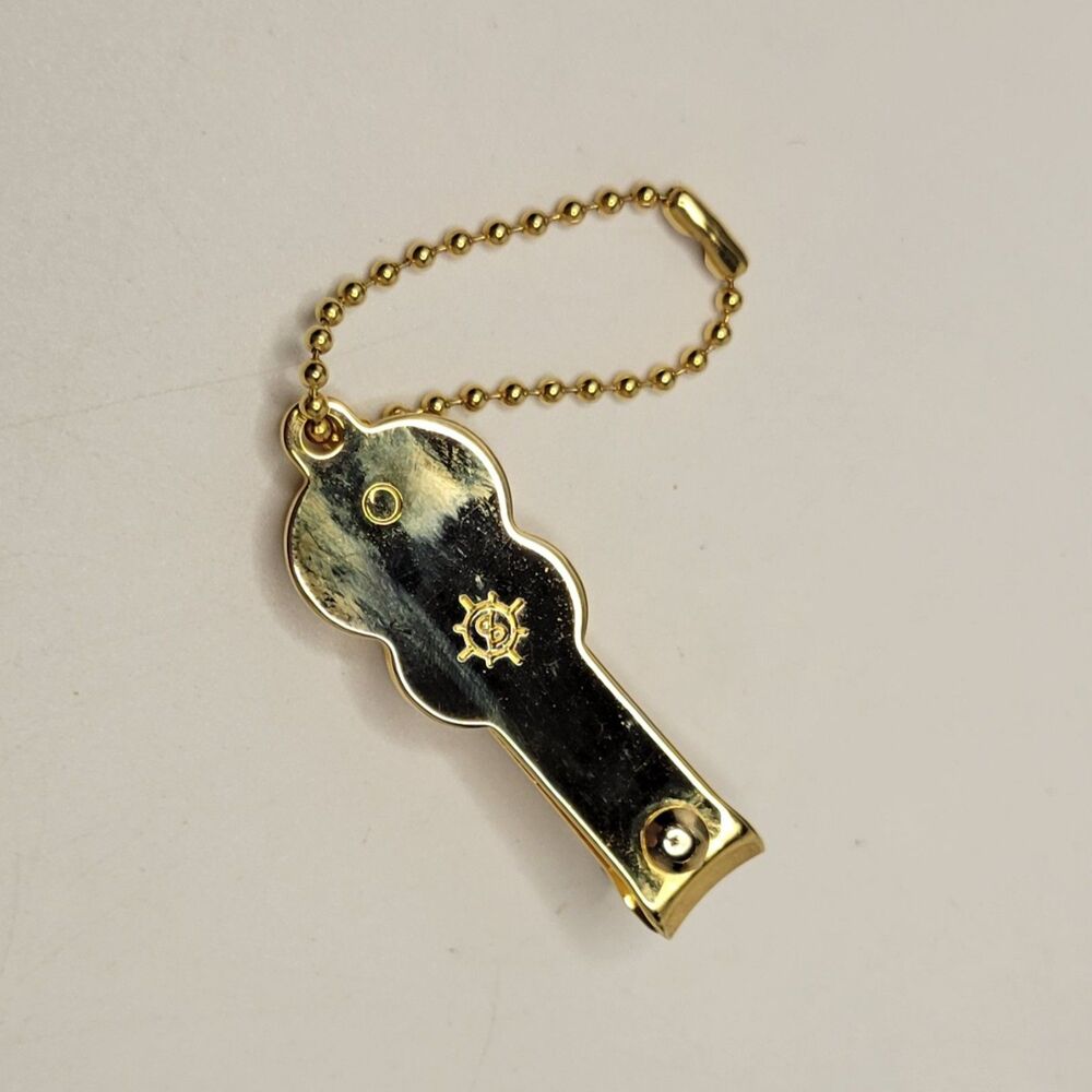 New! Keychain - Picture 3 of 5